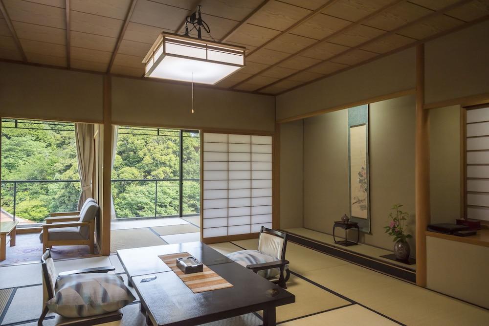 Hotel Tachibana Shikitei Kaga  Esterno foto
